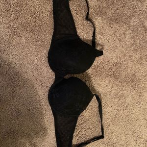Victoria Secret Black Lace Bra - size 36C